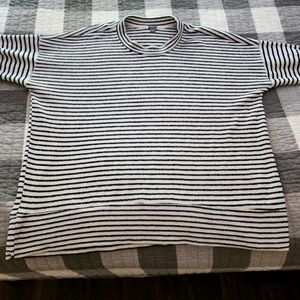 Arie Beach fleece shirt